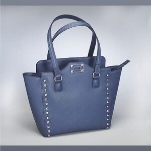 NWT Gun Tote’n Mamas Blue Chrome Studded Concealed Carry Purse.